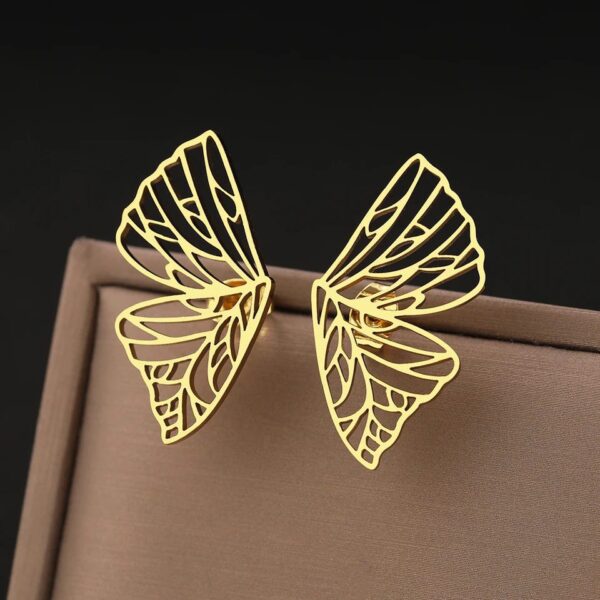 Diva Dazzle Studs - Image 3