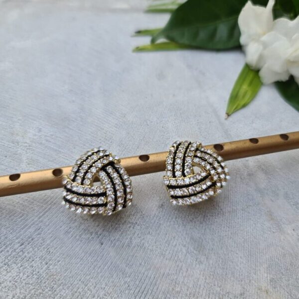 Crystal stud