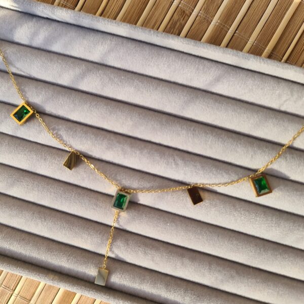 Daria Necklace