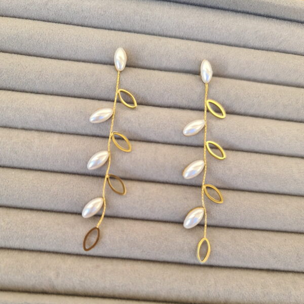 Sara earrings