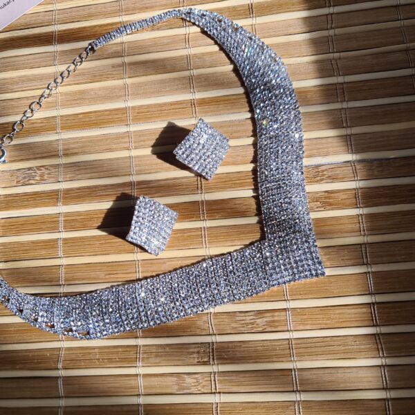 Sparkling Necklace set