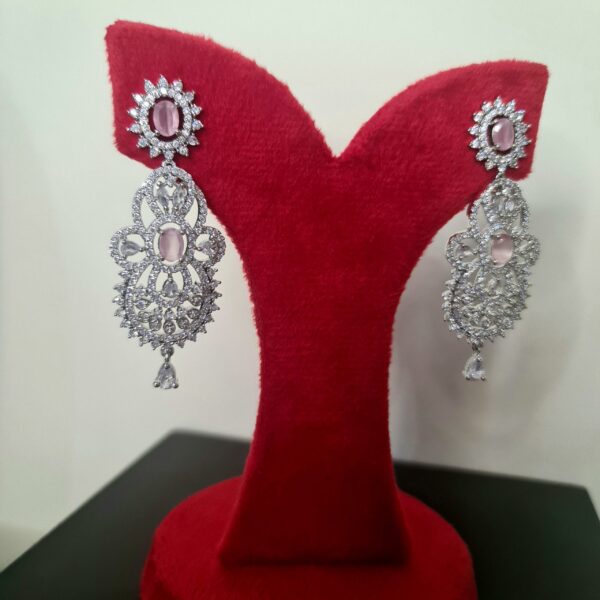 Blush Radiance earrings - Image 2