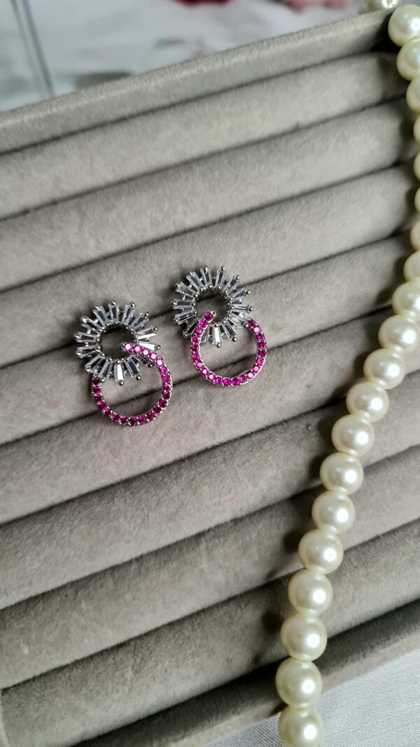 Marwa Earrings Shocking Pink - Image 3