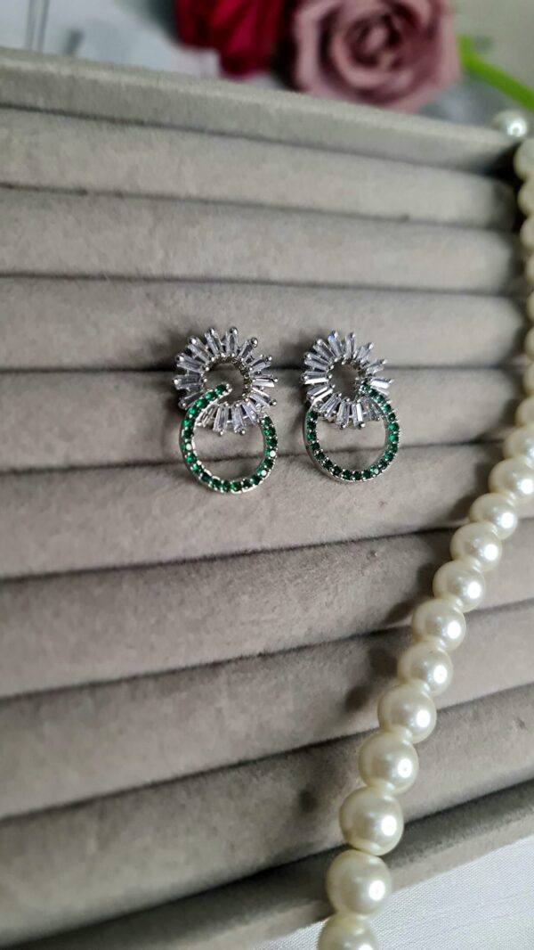 Marwa Earrings Green - Image 2