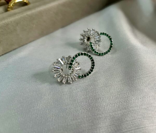 Marwa Earrings Green - Image 3