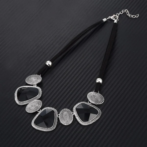 Necklace 009